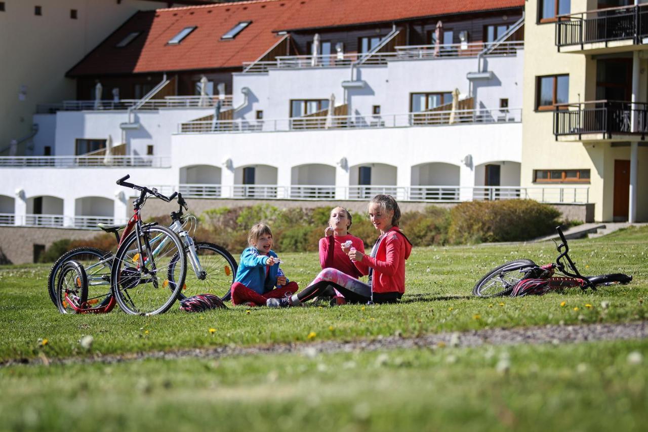 Lipno Lake Resort Lipno nad Vltavou Eksteriør billede